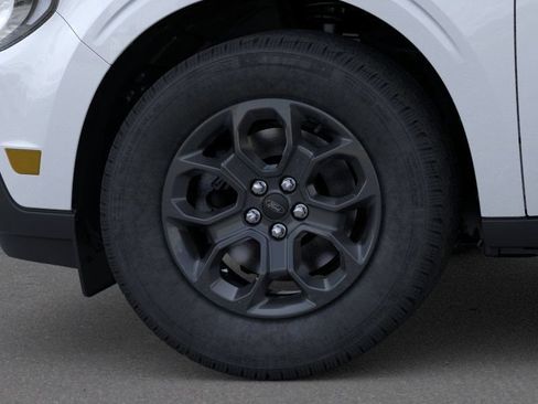 New 2025 Ford Maverick XLT w/ XLT Luxury Package FWD image 21