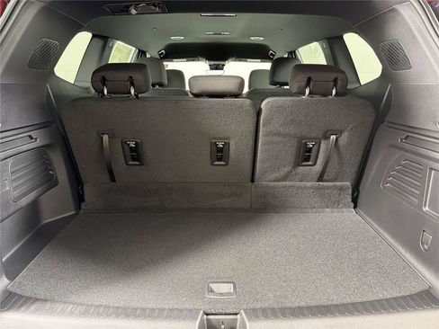 New 2026 GMC Acadia Elevation FWD image 17
