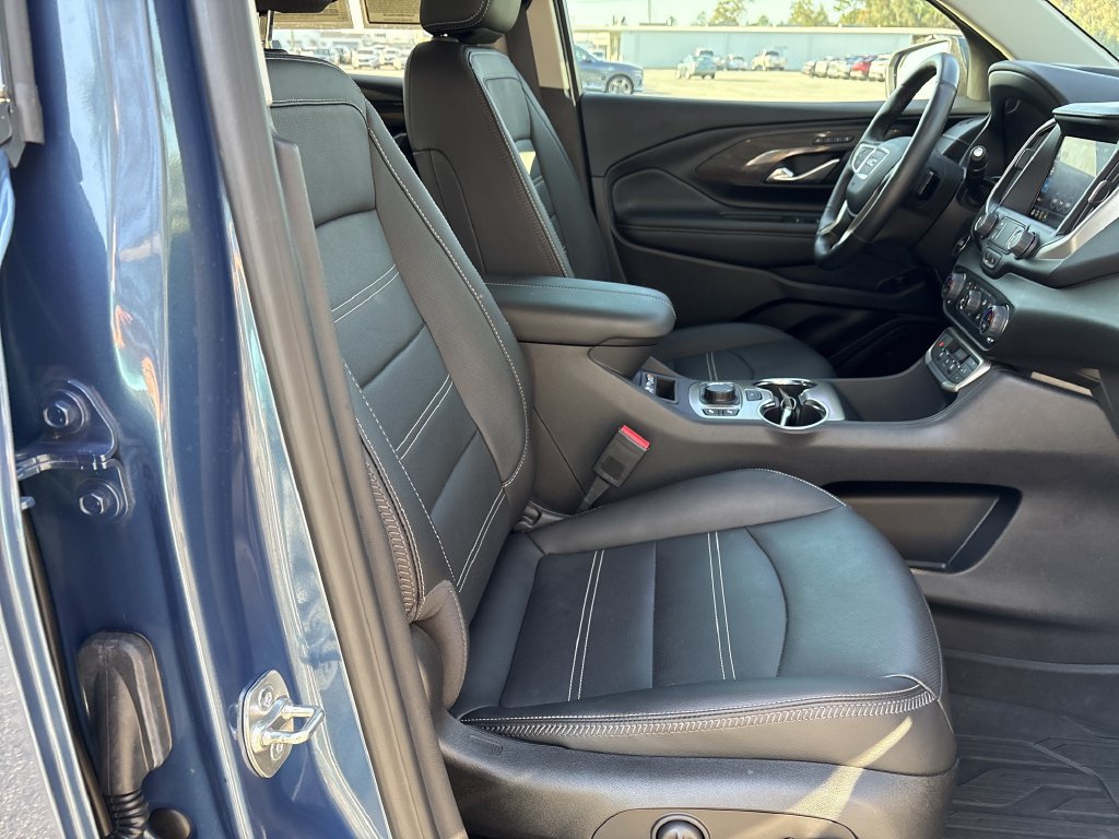 Used 2024 GMC Terrain Denali w/ LPO, Floor Liner Package AWD/4WD image 34