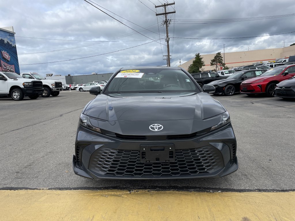 Used 2026 Toyota Camry SE FWD image 5
