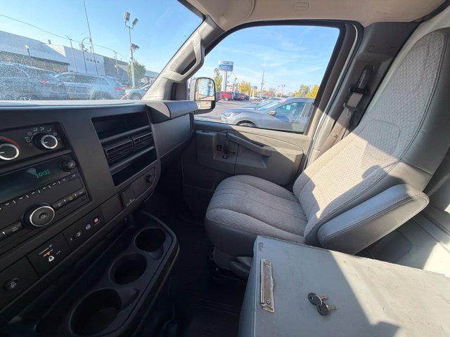 Used 2021 Chevrolet Express 2500 w/ Driver Convenience Package RWD image 54