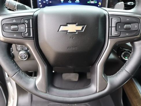 Used 2023 Chevrolet Silverado 1500 High Country w/ High Country Premium Package AWD/4WD image 12