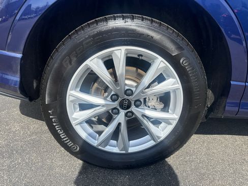 Used 2025 Audi Q3 2.0T Premium w/ Convenience Package image 24