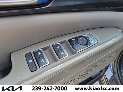 New 2026 Kia Carnival FWD image 24