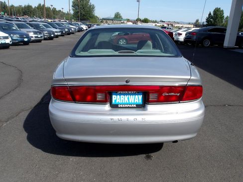 Used 2005 Buick Century Custom image 4