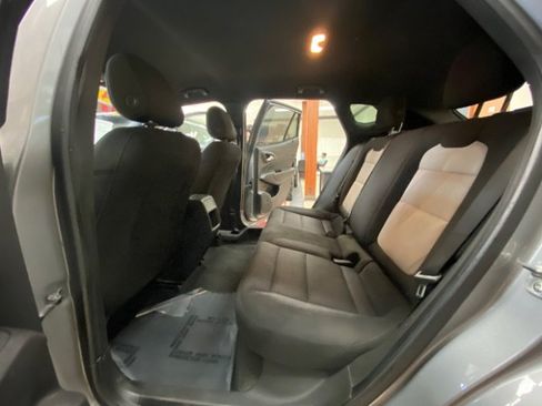 Used 2024 Chevrolet Trax RS w/ Driver Confidence Package FWD image 13