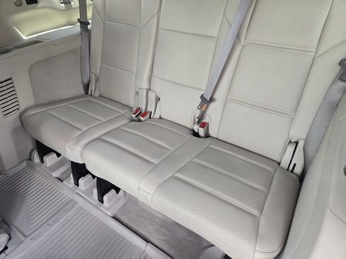 Used 2024 Cadillac Escalade ESV Sport Platinum AWD/4WD image 30