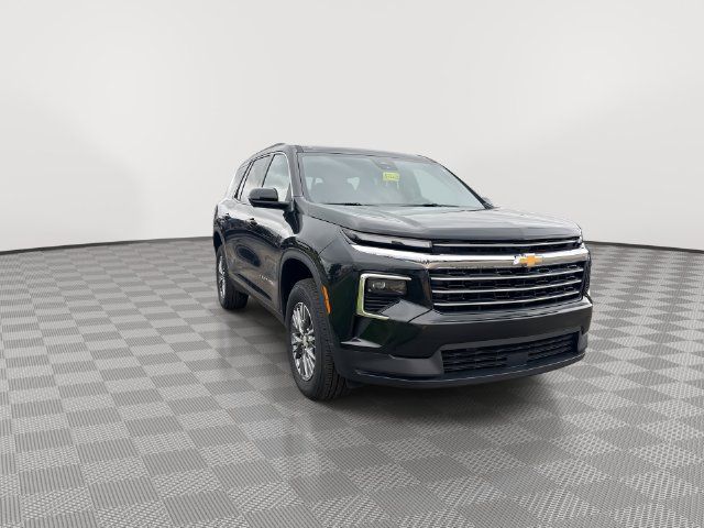 Certified 2026 Chevrolet Traverse LT w/ Driver Confidence Package FWD image 4