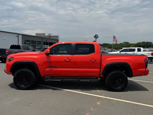 Used 2023 Toyota Tacoma TRD Pro AWD/4WD image 7