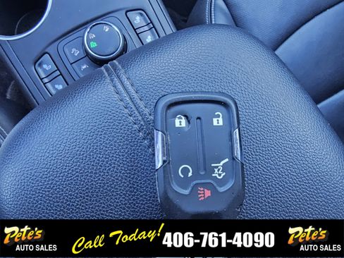 Used 2024 GMC Terrain SLT image 21