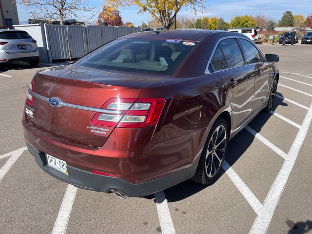 Used 2015 Ford Taurus Limited w/ Equipment Group 301A FWD image 4