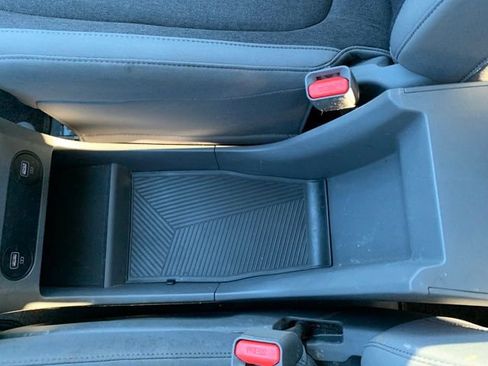 Used 2022 Hyundai Ioniq 5 SE image 25