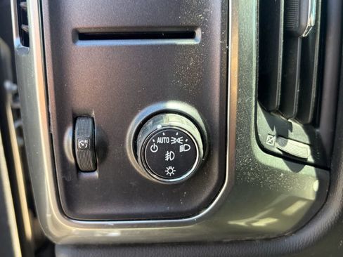 Used 2019 Chevrolet Silverado 1500 LT w/ All Star Edition RWD image 14