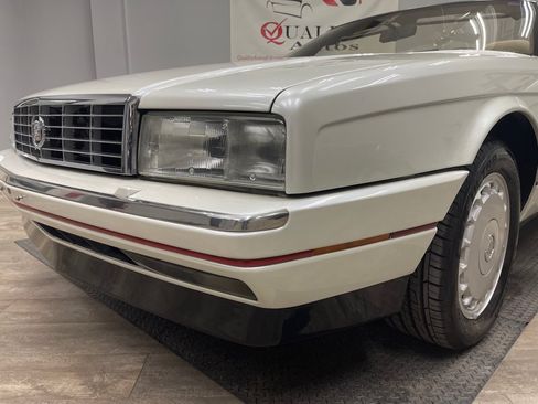 Used 1992 Cadillac Allante FWD image 21