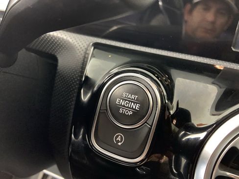 Used 2021 Mercedes-Benz A 220 A 220 4D Sedan image 30