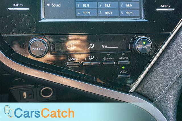 Used 2018 Toyota Camry SE FWD image 29