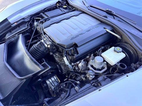 Used 2017 Chevrolet Corvette Stingray Coupe image 4