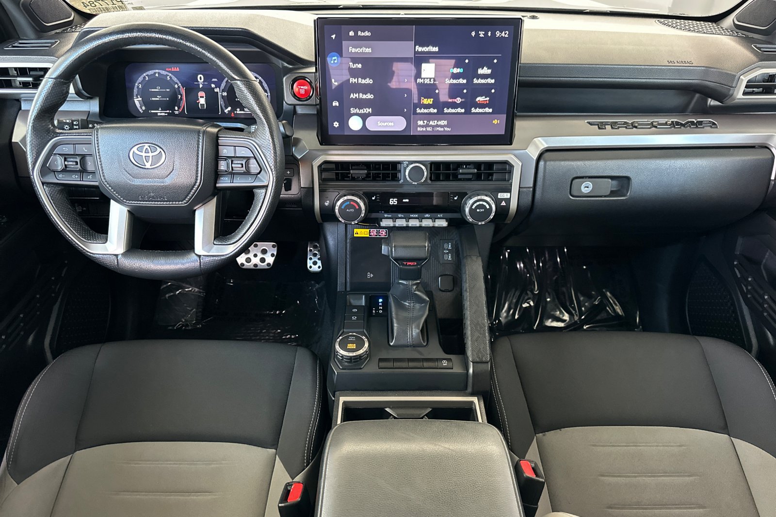 Used 2024 Toyota Tacoma TRD Sport w/ TRD Sport Upgrade Package RWD image 16