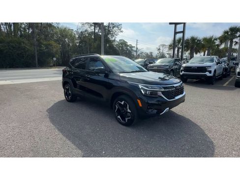 Used 2025 Kia Seltos S image 8