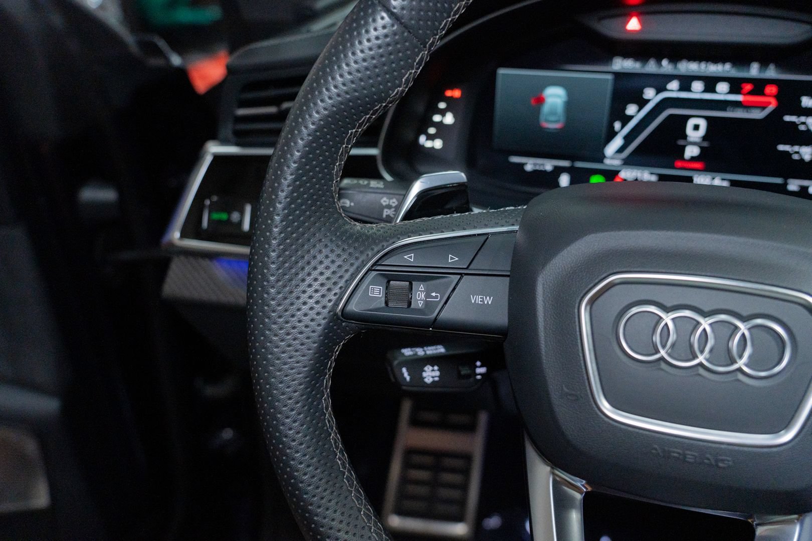 Used 2023 Audi RS Q8 AWD/4WD image 46