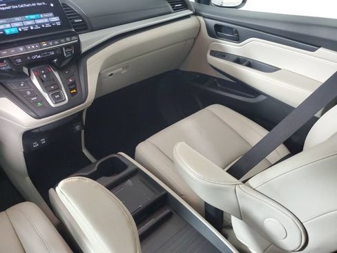 Used 2025 Honda Odyssey EX-L image 16