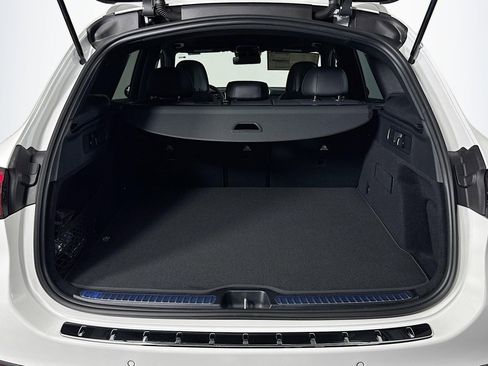 New 2026 Mercedes-Benz GLC 300 image 22