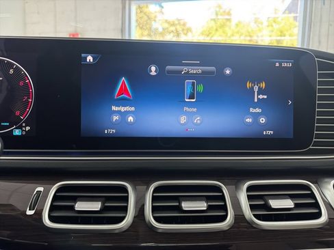 Used 2026 Mercedes-Benz GLS 450 4MATIC image 36