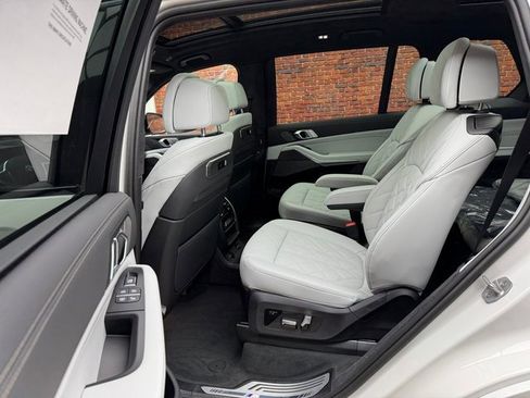 New 2026 BMW X7 xDrive40i w/ M Sport Package image 23