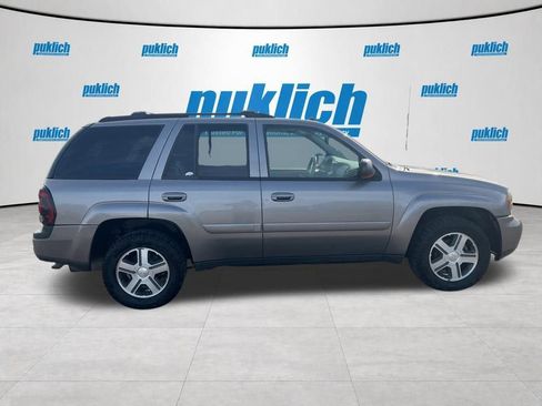 Used 2005 Chevrolet TrailBlazer LT AWD/4WD image 9