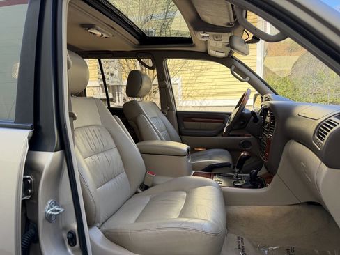 Used 2001 Lexus LX 470 4WD image 19