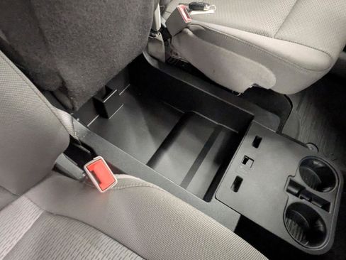 Used 2019 Ford F150 XLT w/ Equipment Group 302A Luxury AWD/4WD image 29