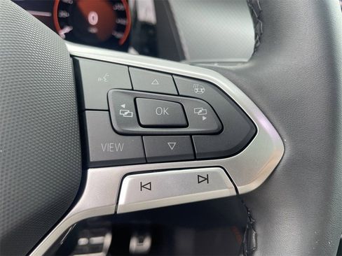 New 2025 Volkswagen Atlas Peak Edition SE image 16