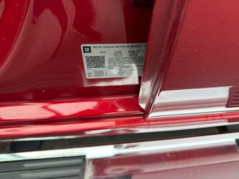 Used 2019 GMC Sierra 1500 SLT w/ SLT Premium Package image 33