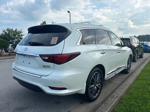 Used 2019 INFINITI QX60 Luxe w/ Sensory Package AWD/4WD image 3
