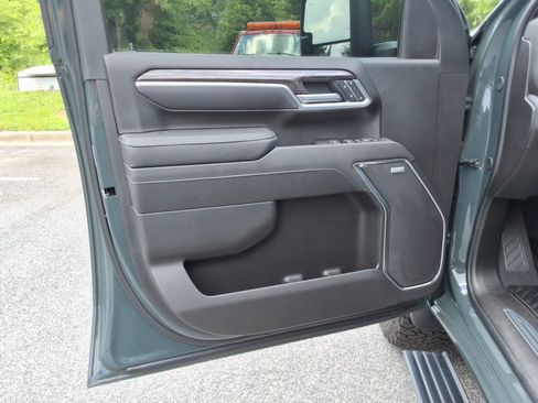 Certified 2025 Chevrolet Silverado 2500 LTZ w/ Trail Boss Package AWD/4WD image 22