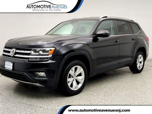 Used 2018 Volkswagen Atlas SE FWD image 1