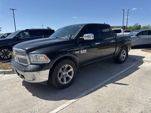 Used 2016 RAM 1500 Laramie w/ Convenience Group AWD/4WD image 2