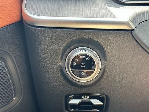 Certified 2022 Mercedes-Benz C 300 4MATIC Sedan image 26