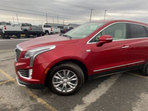 Used 2022 Cadillac XT5 Premium Luxury image 4