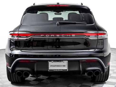 Certified 2026 Porsche Macan AWD/4WD image 11