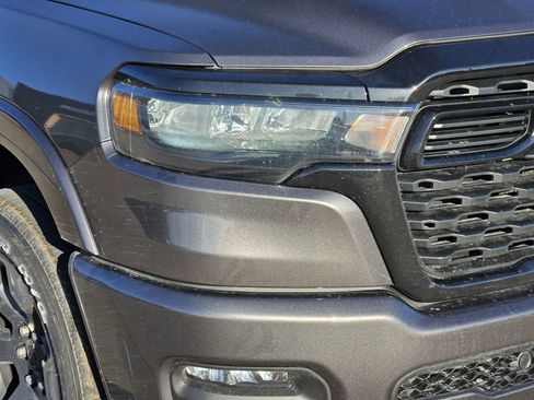 New 2026 RAM 1500 4x4 Crew Cab image 9