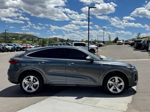 Used 2025 Audi Q5 Premium Plus AWD/4WD image 6