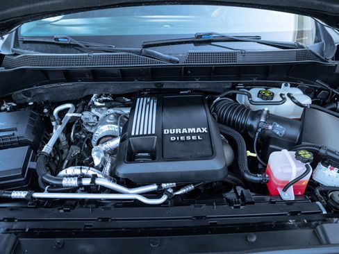 Used 2022 Chevrolet Silverado 1500 RST AWD/4WD image 7