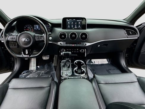 Used 2021 Kia Stinger GT-Line image 3