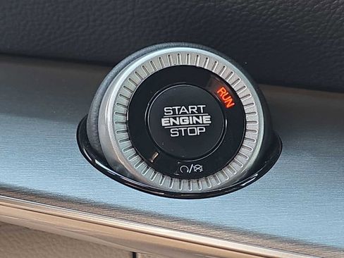 New 2026 Jeep Grand Wagoneer 2WD image 37