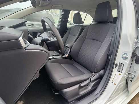 Used 2023 Toyota Corolla LE image 12