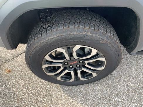 New 2025 GMC Canyon AT4 w/ Nightfall Edition image 11