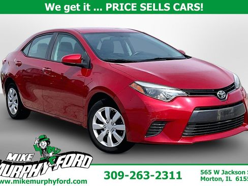 Used 2015 Toyota Corolla LE FWD image 1