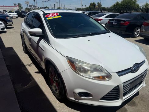 Used 2014 Ford Focus SE image 4
