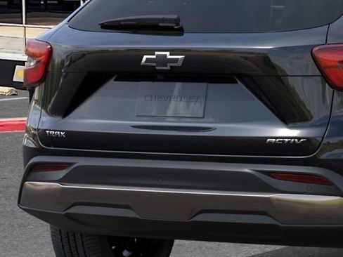 New 2026 Chevrolet Trax ACTIV FWD image 14